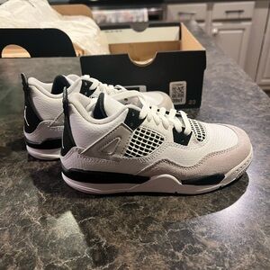 Nike Air Jordan 4 Retro PS White Black Neutral Grey Size 12C Brand New